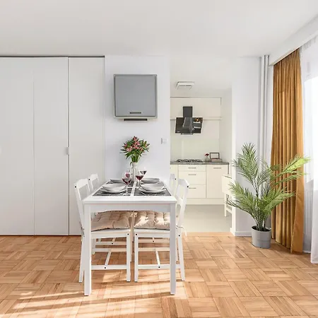 Lumina I 2Br Apart With Balcony I Ac I Near Zloty Tarasy 华沙