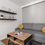 Lumina With Balcony In Heart شقة *